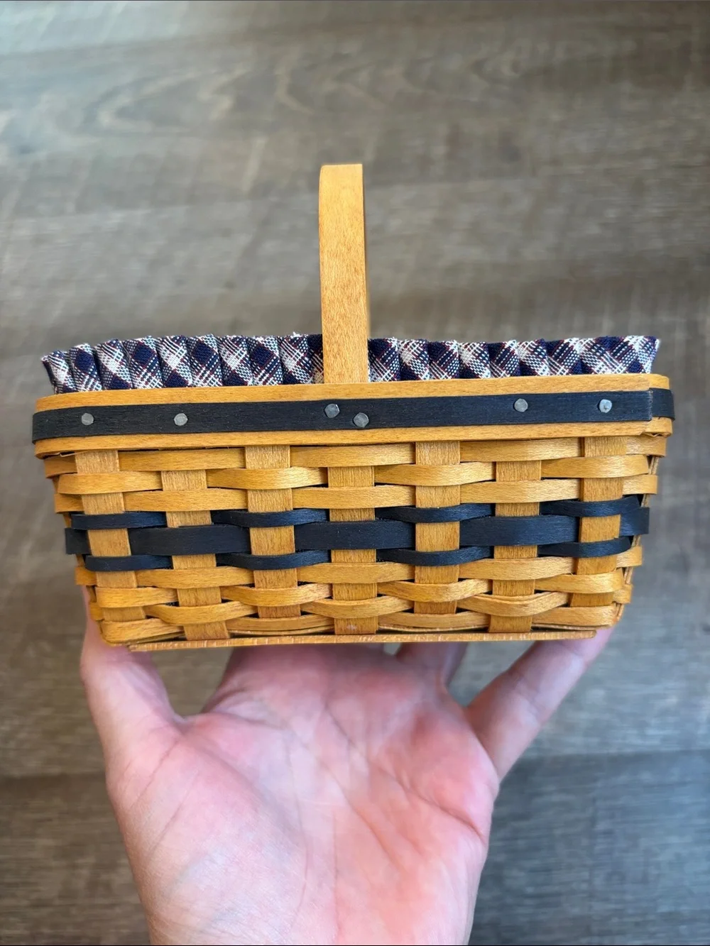 Longaberger J.W. Mini Berry Basket & Mini Original Easter Basket Lot of 2 Liners